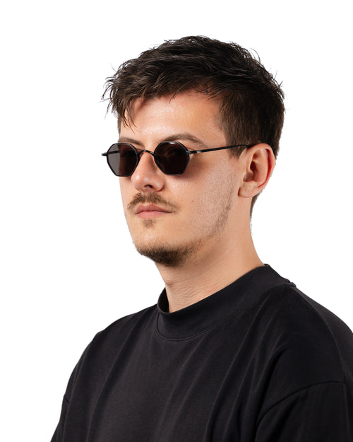 01 Nigredo